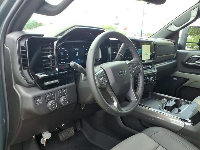 Used 2026 Chevrolet Silverado 2500 ZR2 w/ LPO, Dark Essentials Package image 20