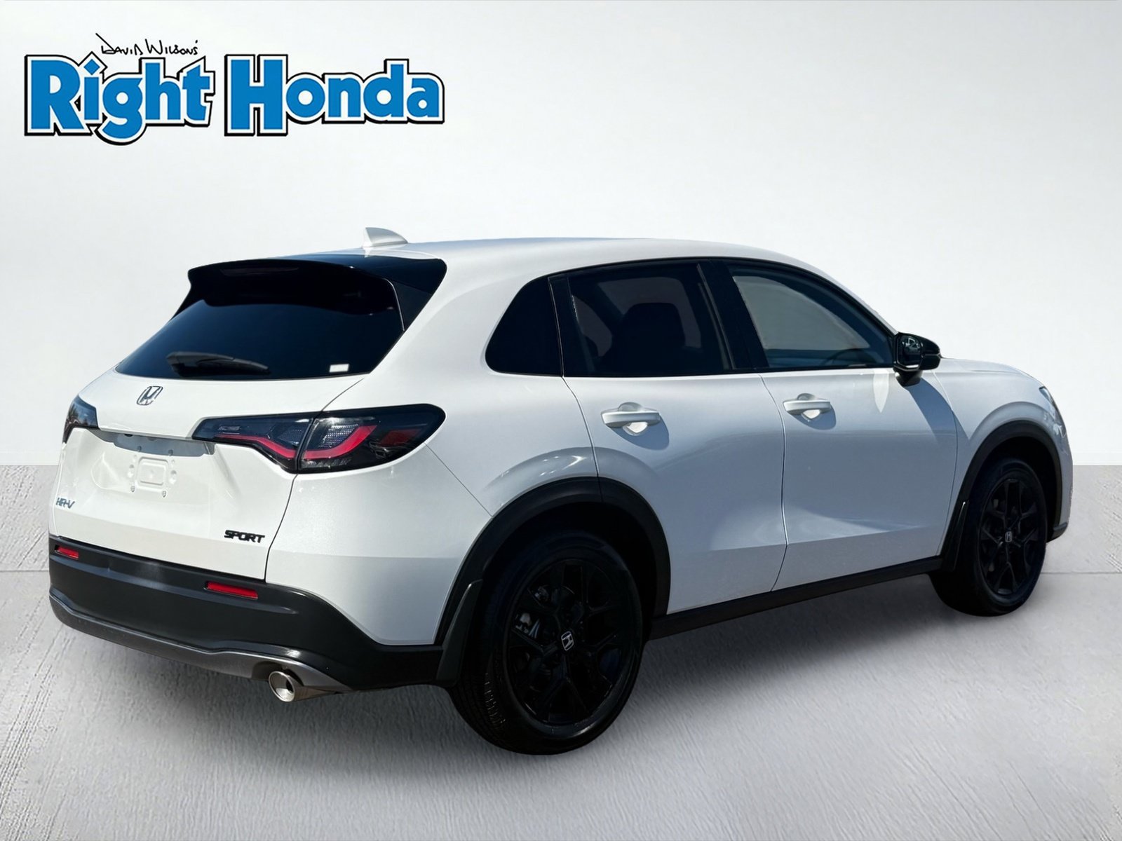 Used 2025 Honda HR-V Sport image 8