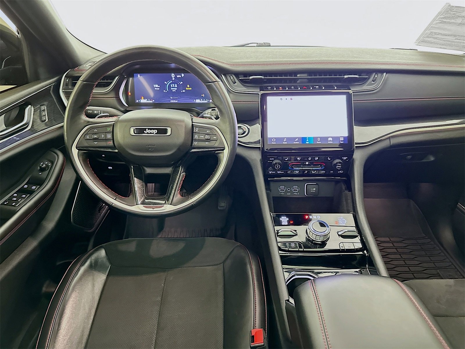 Used 2022 Jeep Grand Cherokee Trailhawk image 24