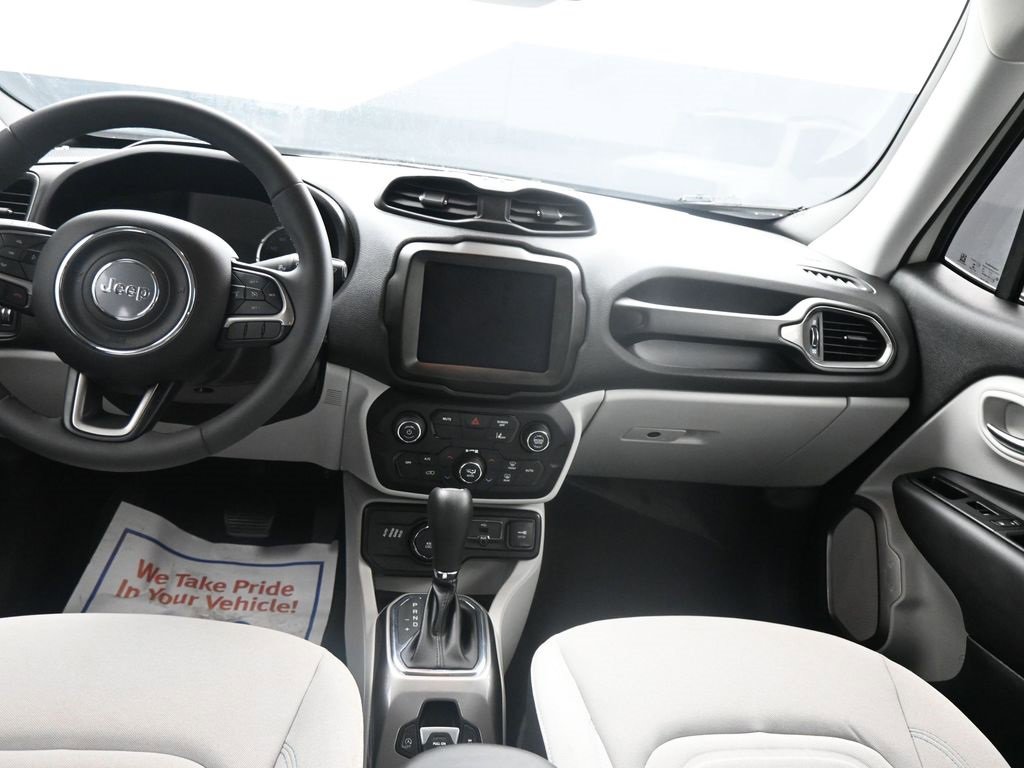 Used 2022 Jeep Renegade Latitude image 14