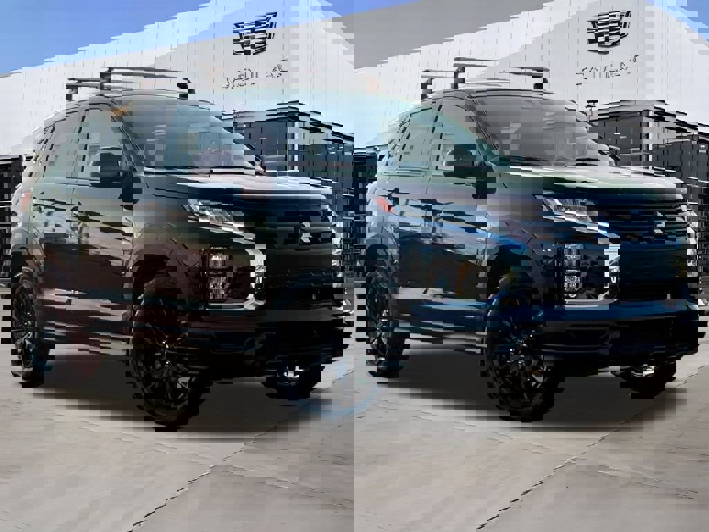 Used 2025 Mitsubishi Outlander Sport AWD image 2