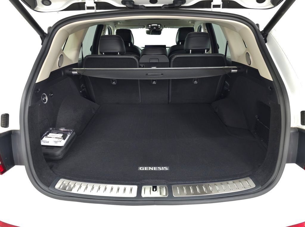 Used 2024 Genesis GV80 2.5T w/ Prestige Package AWD/4WD image 9