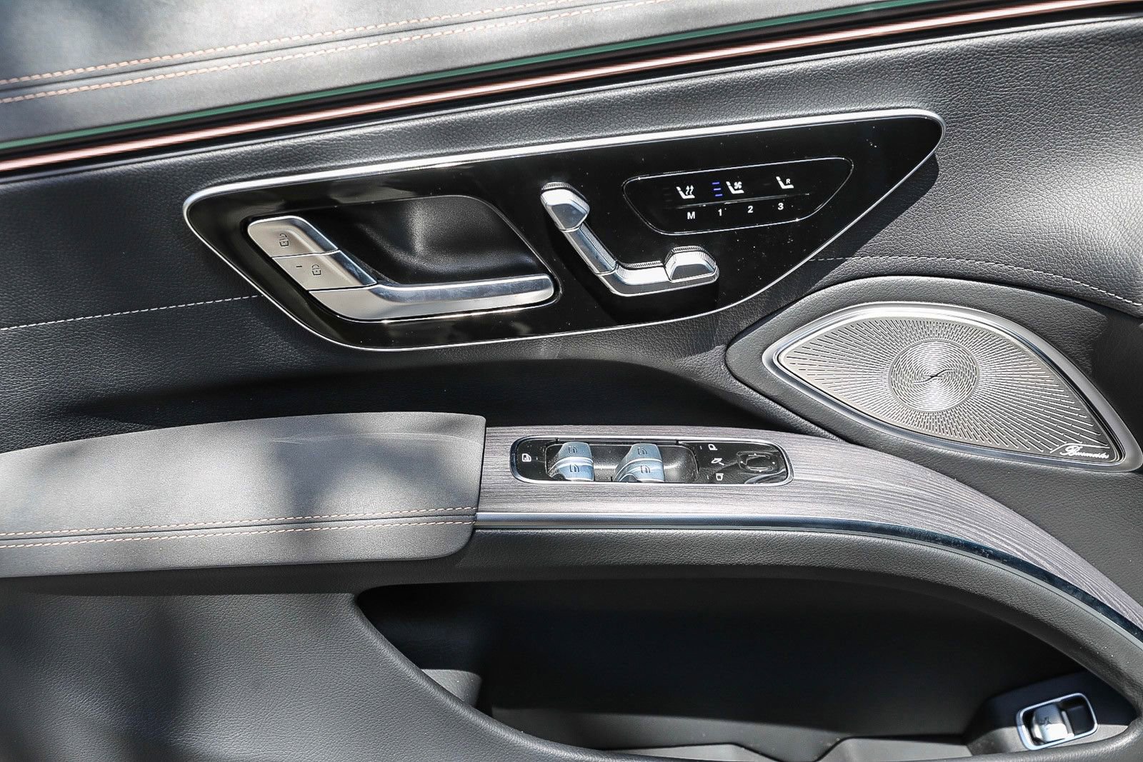 Used 2024 Mercedes-Benz EQS 580 4MATIC Sedan image 28