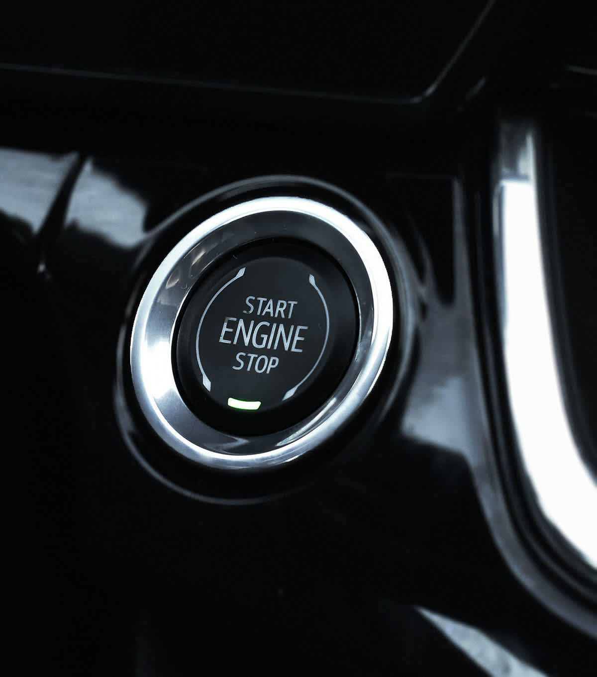 Used 2025 Chevrolet Trax RS w/ Sunroof Package image 18