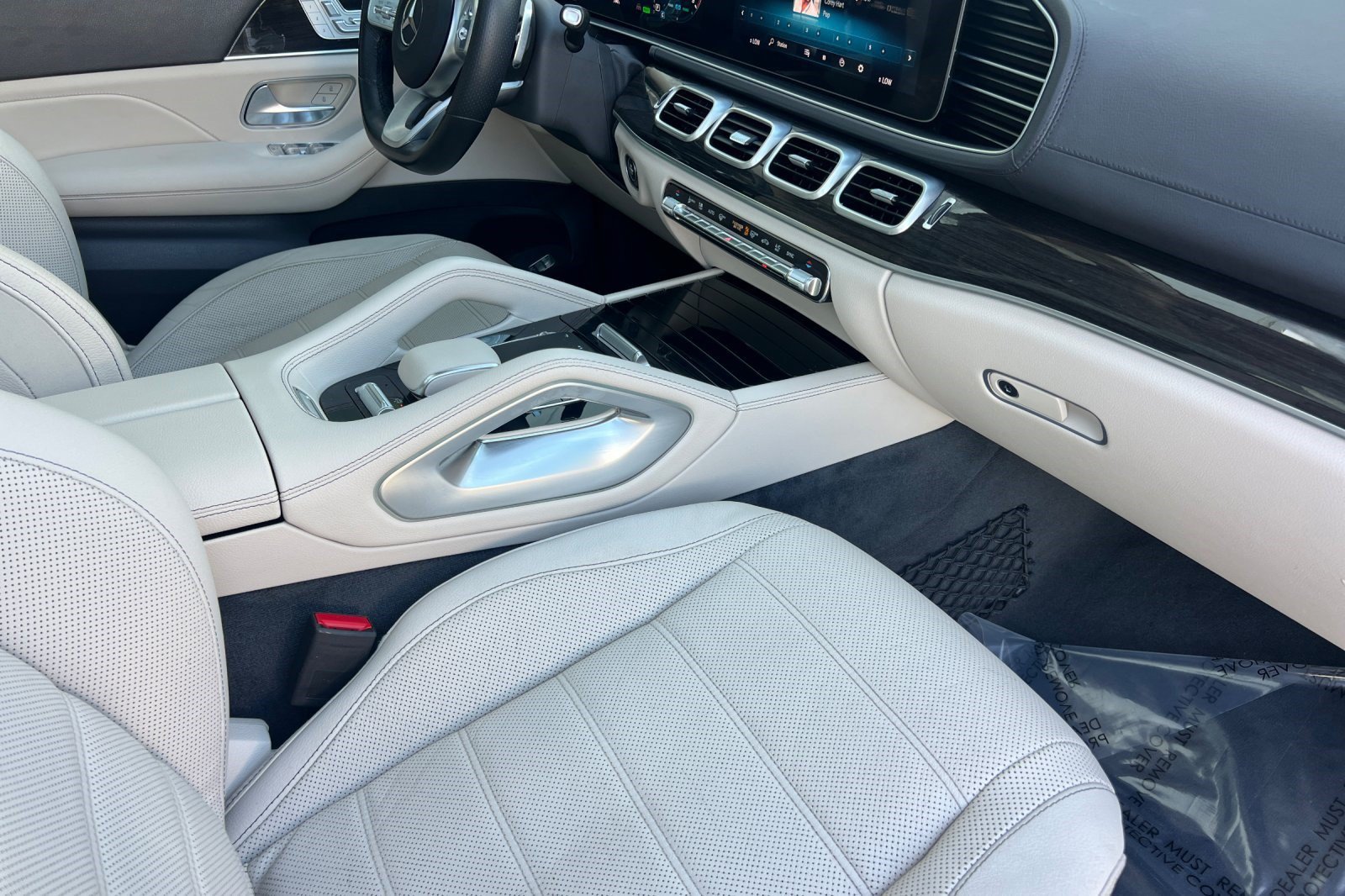 Used 2020 Mercedes-Benz GLS 580 4MATIC image 36