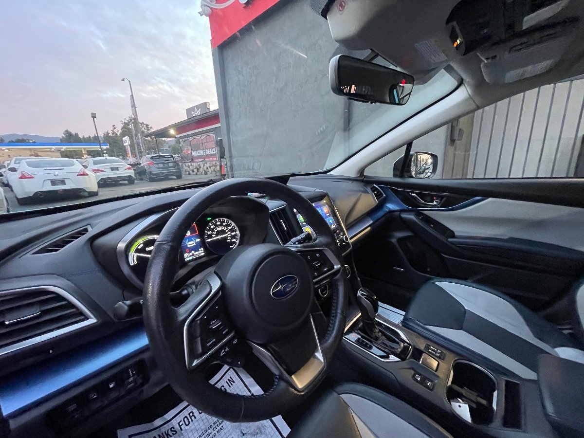 Used 2020 Subaru Crosstrek Hybrid w/ Moonroof Package w/Navigation AWD/4WD image 10