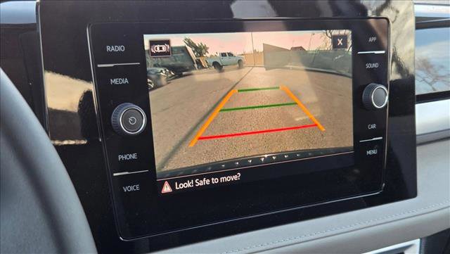 New 2026 Volkswagen Taos SE image 11