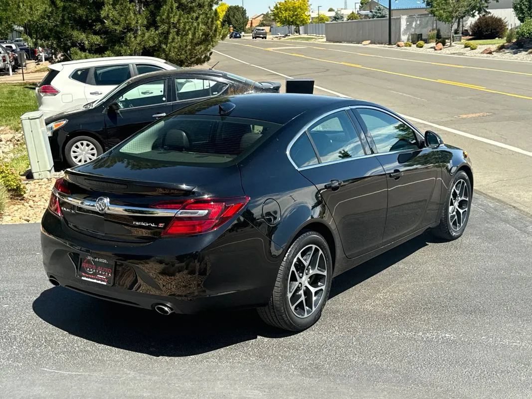 Used 2017 Buick Regal Sport Touring FWD image 45