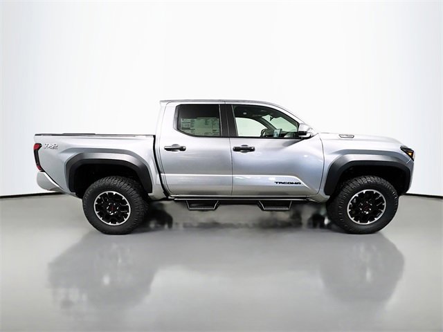 New 2025 Toyota Tacoma TRD Off-Road image 2