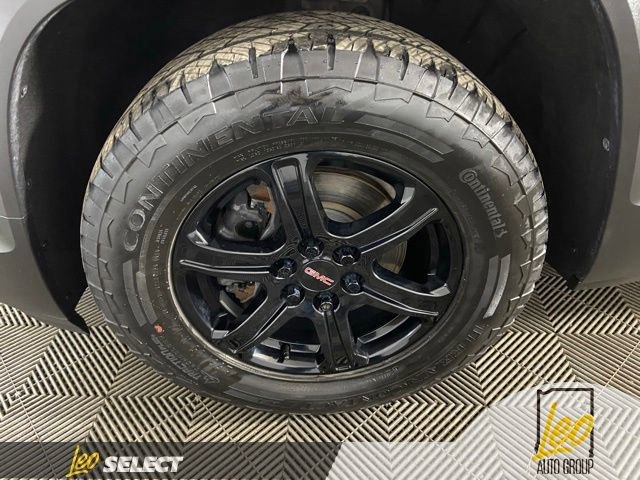 Used 2023 GMC Acadia AT4 w/ Technology Package AWD/4WD image 38