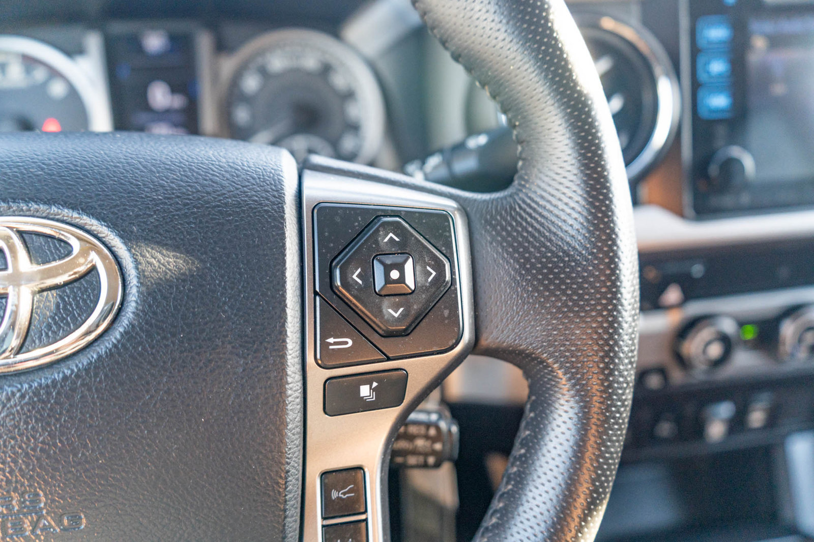 Certified 2019 Toyota Tacoma SR5 RWD image 24