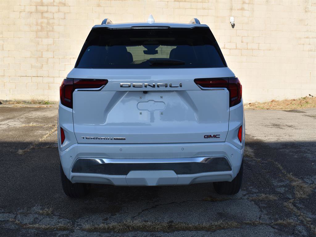 New 2026 GMC Terrain Denali w/ LPO, Floor Liner Package image 8