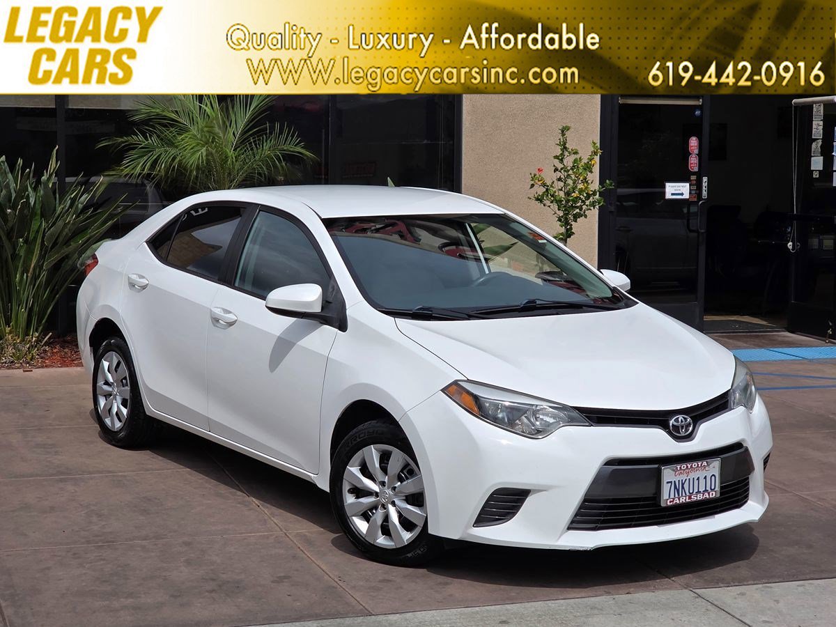 Used 2015 Toyota Corolla LE FWD image 1