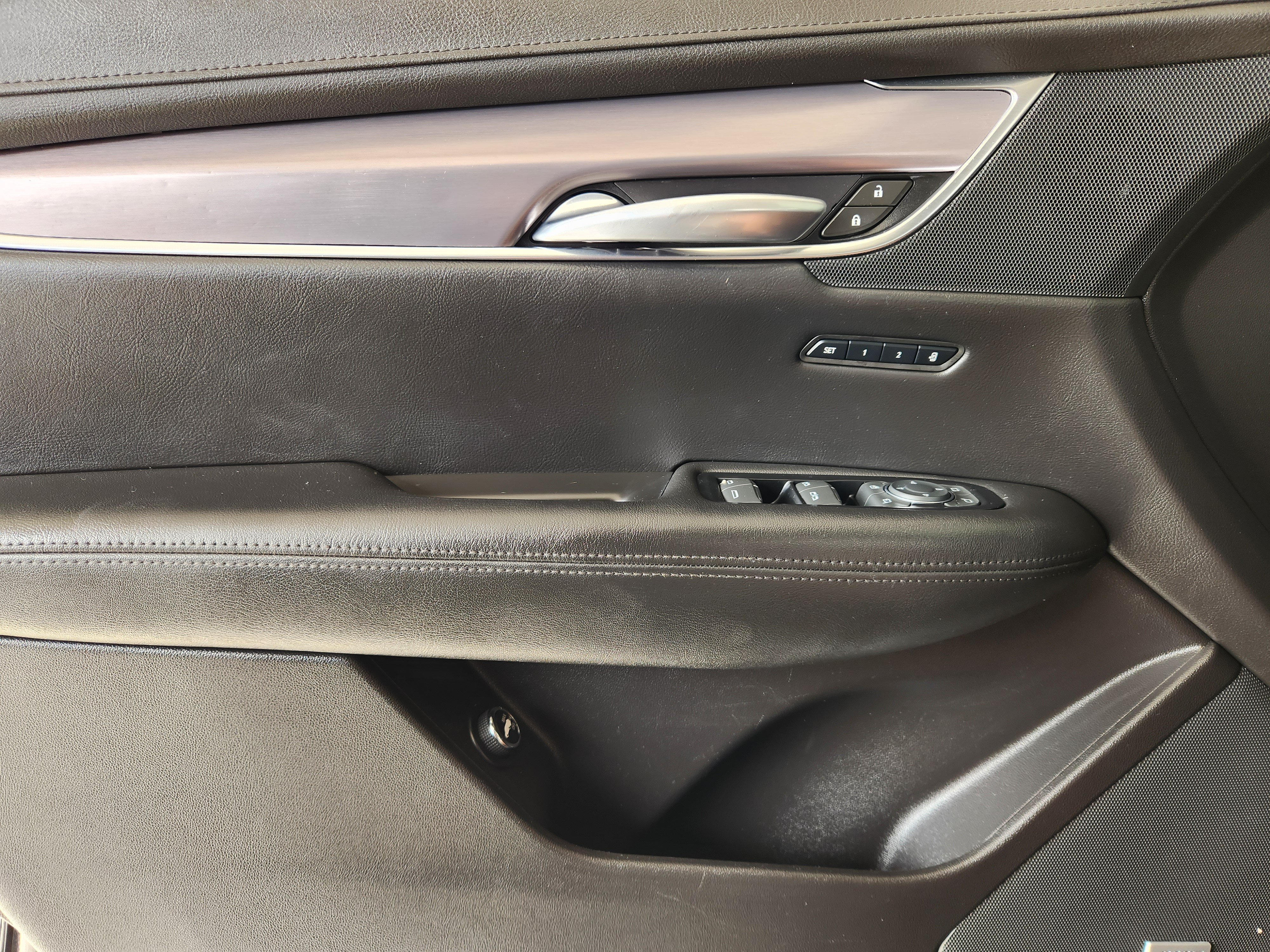 Used 2019 Cadillac XT5 Luxury FWD image 24