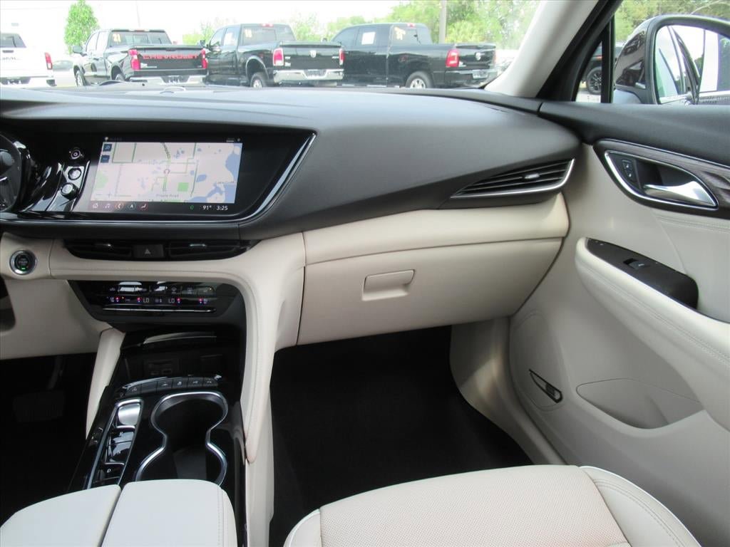 Used 2023 Buick Envision Avenir FWD image 14