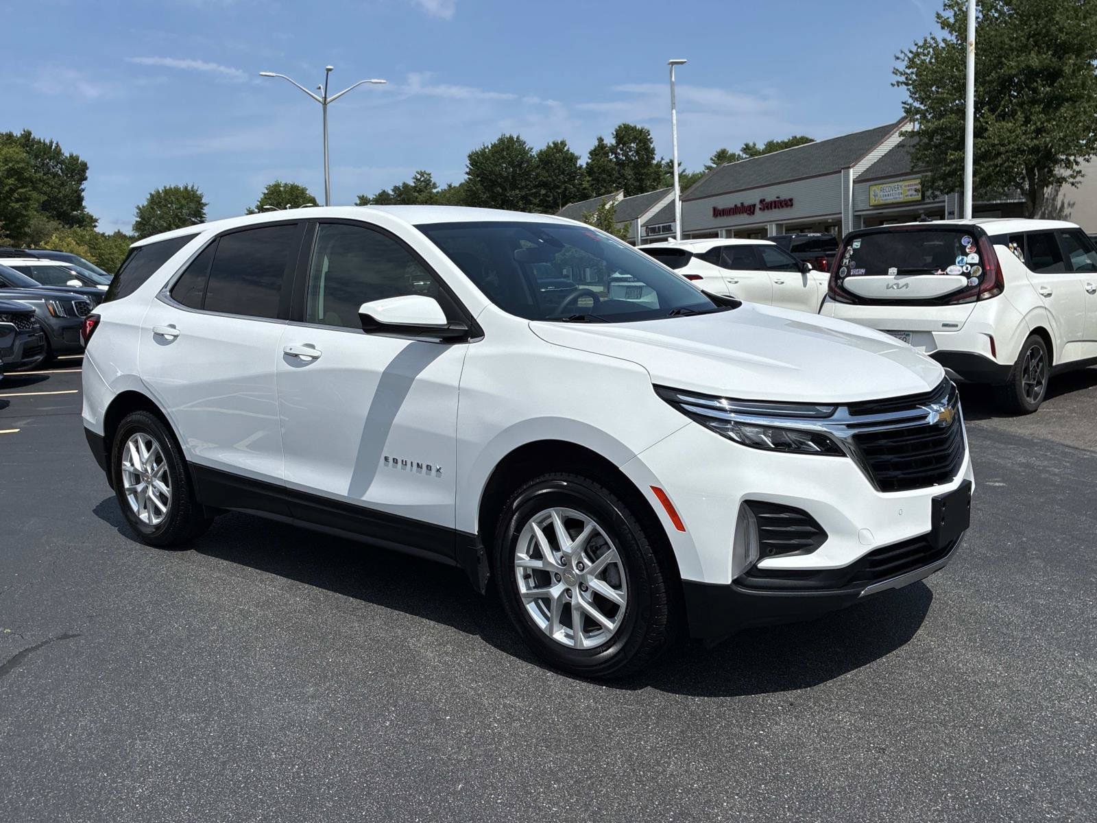 Used 2023 Chevrolet Equinox LT w/ LPO, Floor Liner Package AWD/4WD image 3