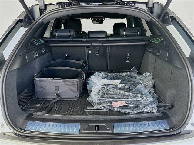 New 2026 Land Rover Range Rover Velar Dynamic SE image 28