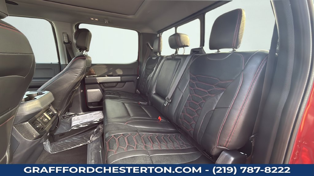 New 2026 Ford F250 Lariat w/ Black Appearance Package AWD/4WD image 24