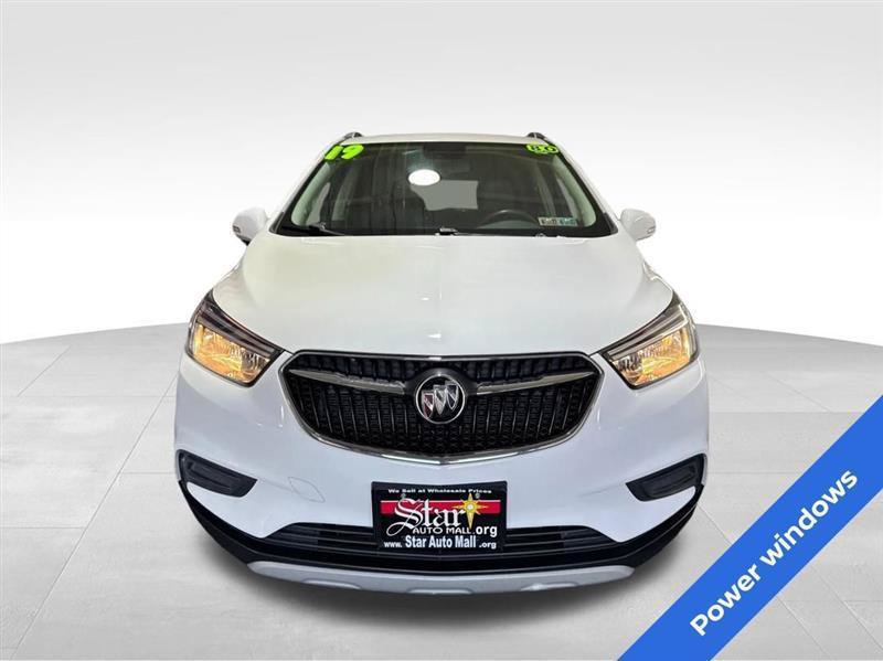 Used 2019 Buick Encore Preferred w/ Safety Package AWD/4WD image 2
