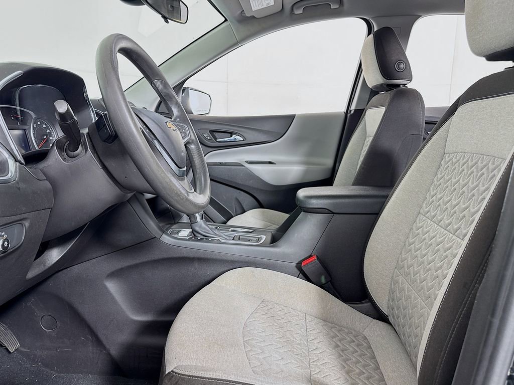 Used 2022 Chevrolet Equinox LT w/ LPO, Floor Liner Package AWD/4WD image 8