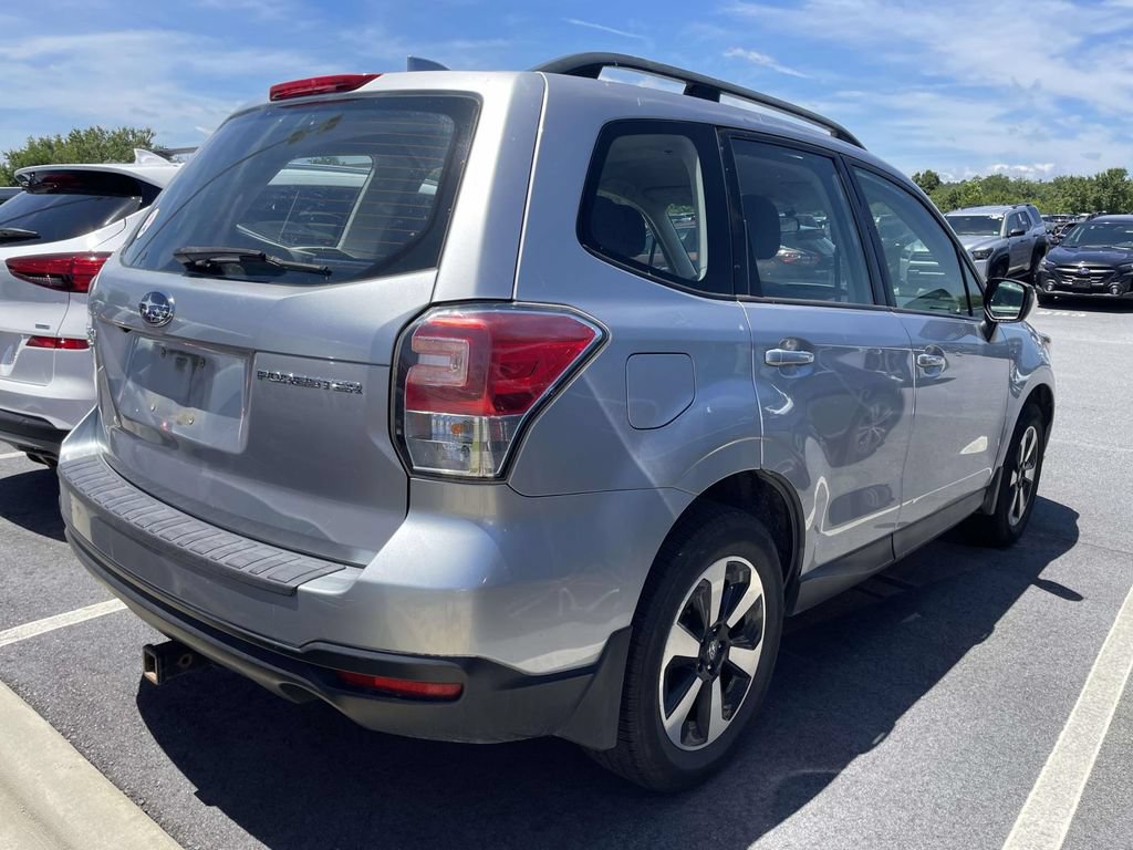 Used 2018 Subaru Forester 2.5i w/ Protection Package #1 AWD/4WD image 4