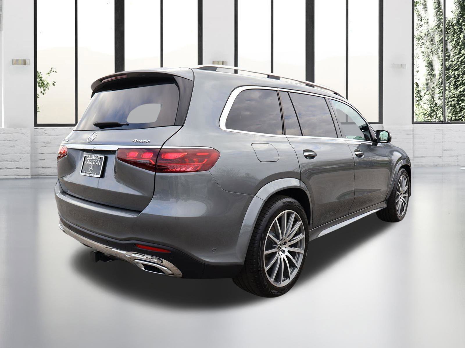 Used 2025 Mercedes-Benz GLS 450 4MATIC image 5