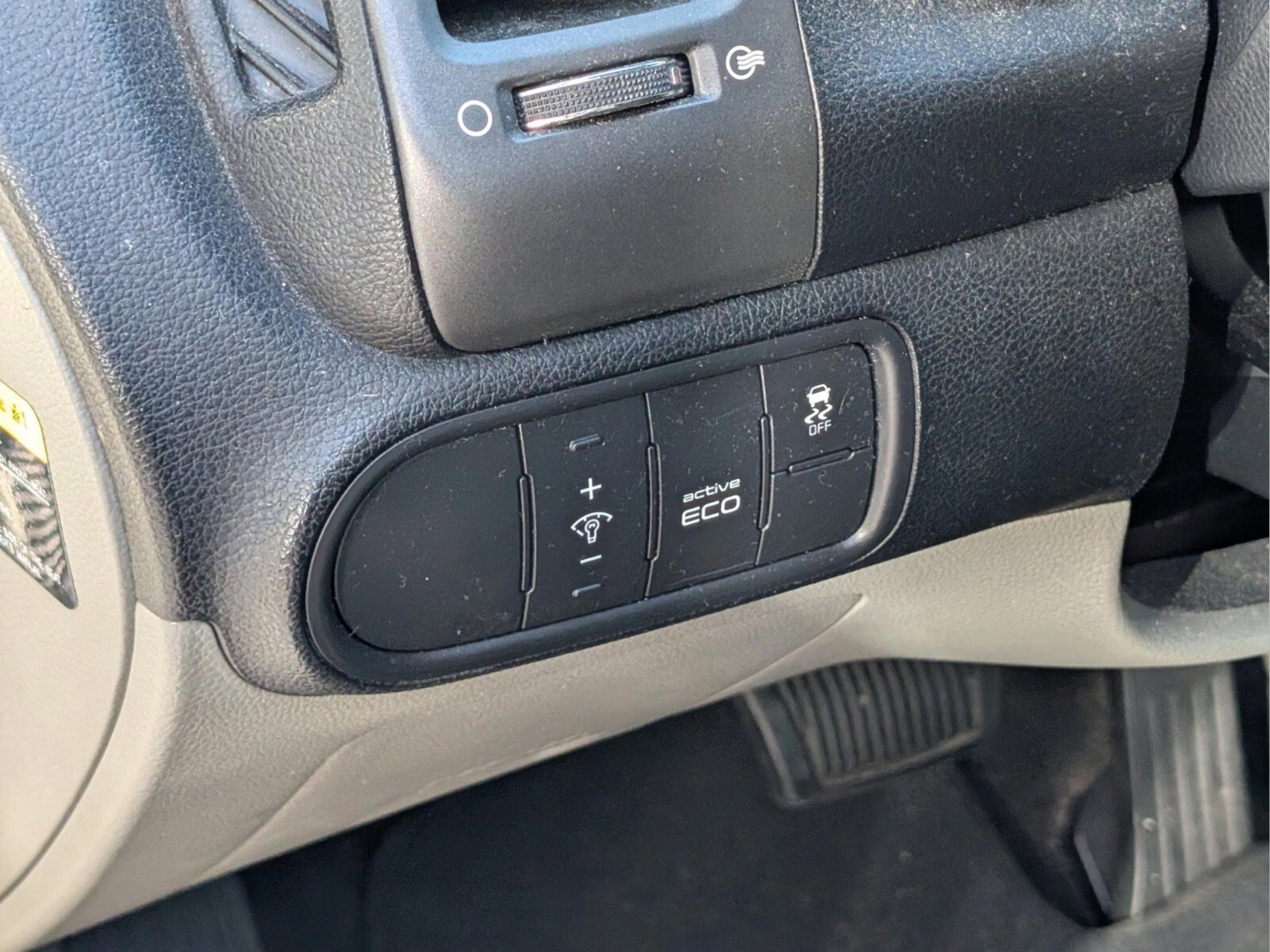 Used 2015 Kia Forte LX FWD image 10