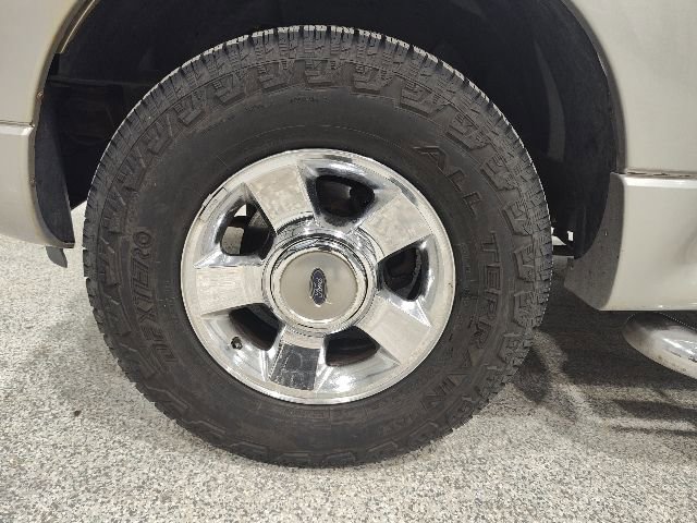 Used 2004 Ford Explorer Sport Trac 4x4 image 8