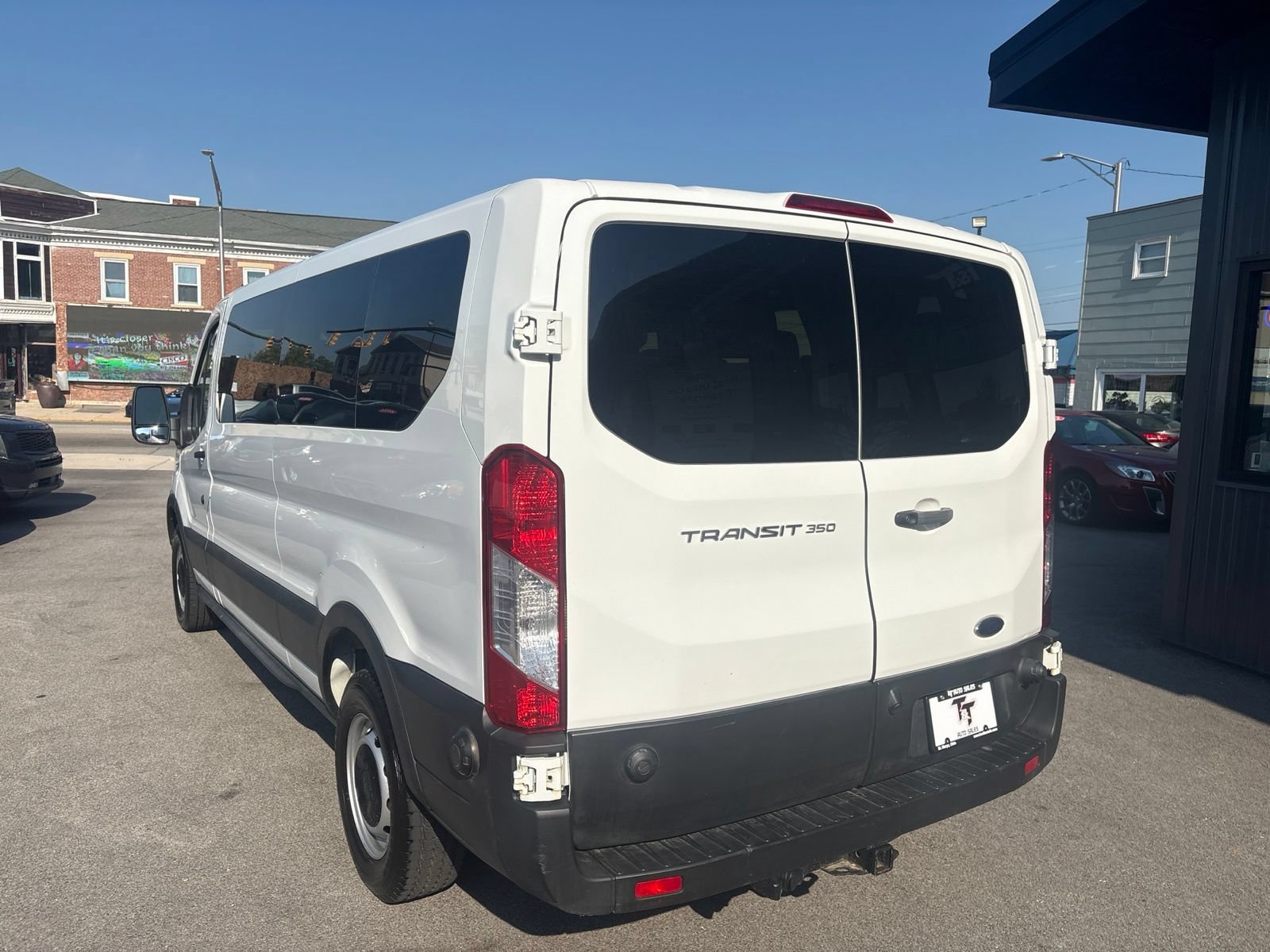 Used 2024 Ford Transit 350 XL RWD image 3