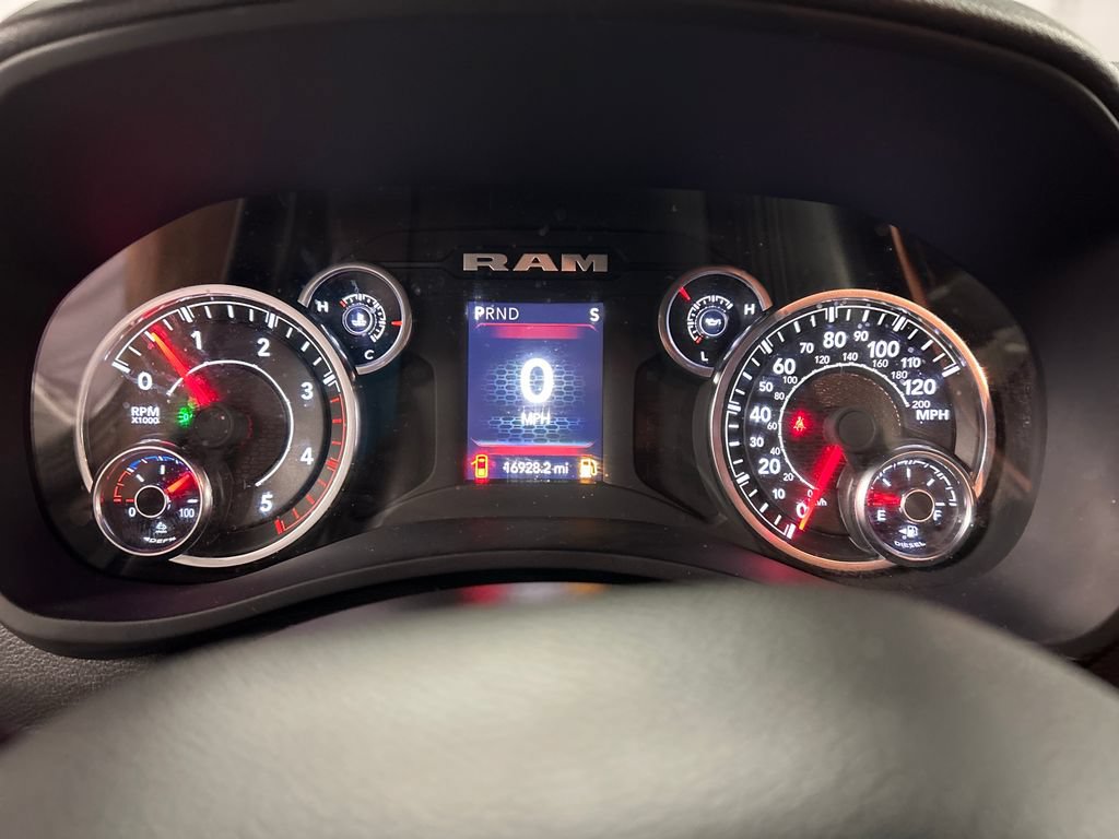 Used 2024 RAM 2500 Big Horn w/ Towing Technology Group AWD/4WD image 16