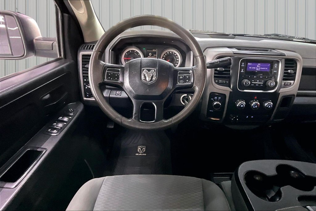 Used 2016 RAM 1500 ST w/ SXT Appearance Group AWD/4WD image 8