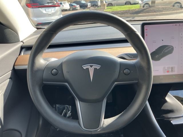 Used 2020 Tesla Model 3 Long Range image 11