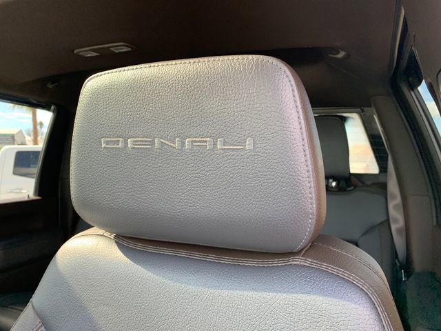 Used 2020 GMC Sierra 2500 Denali w/ Denali Ultimate Package image 27