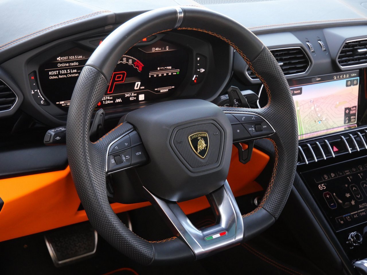 Used 2024 Lamborghini Urus S image 16