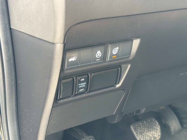 Used 2021 Nissan Armada Platinum w/ Captain's Chairs Package RWD image 28