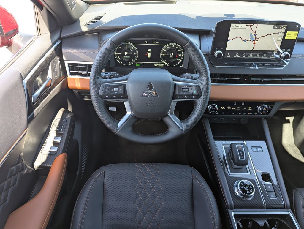 Used 2025 Mitsubishi Outlander 4WD Plug-In Hybrid image 31