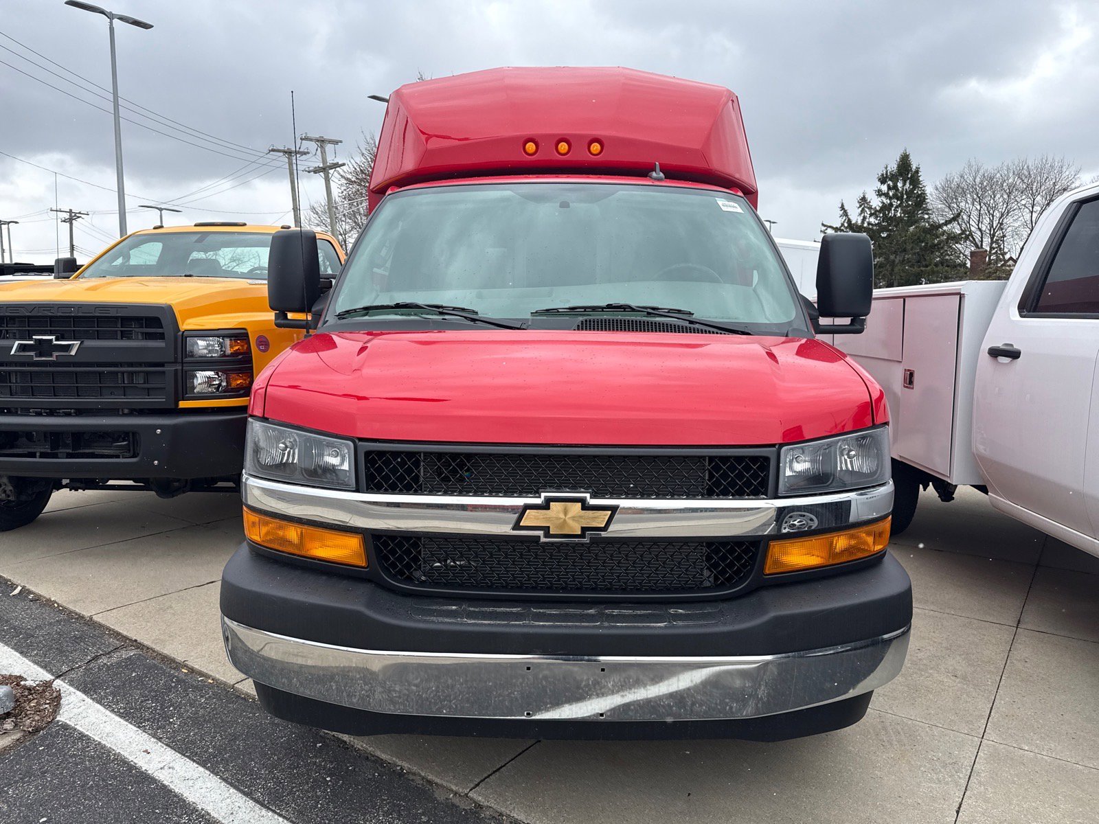 New 2026 Chevrolet Express 3500 w/ Power Convenience Package RWD image 2