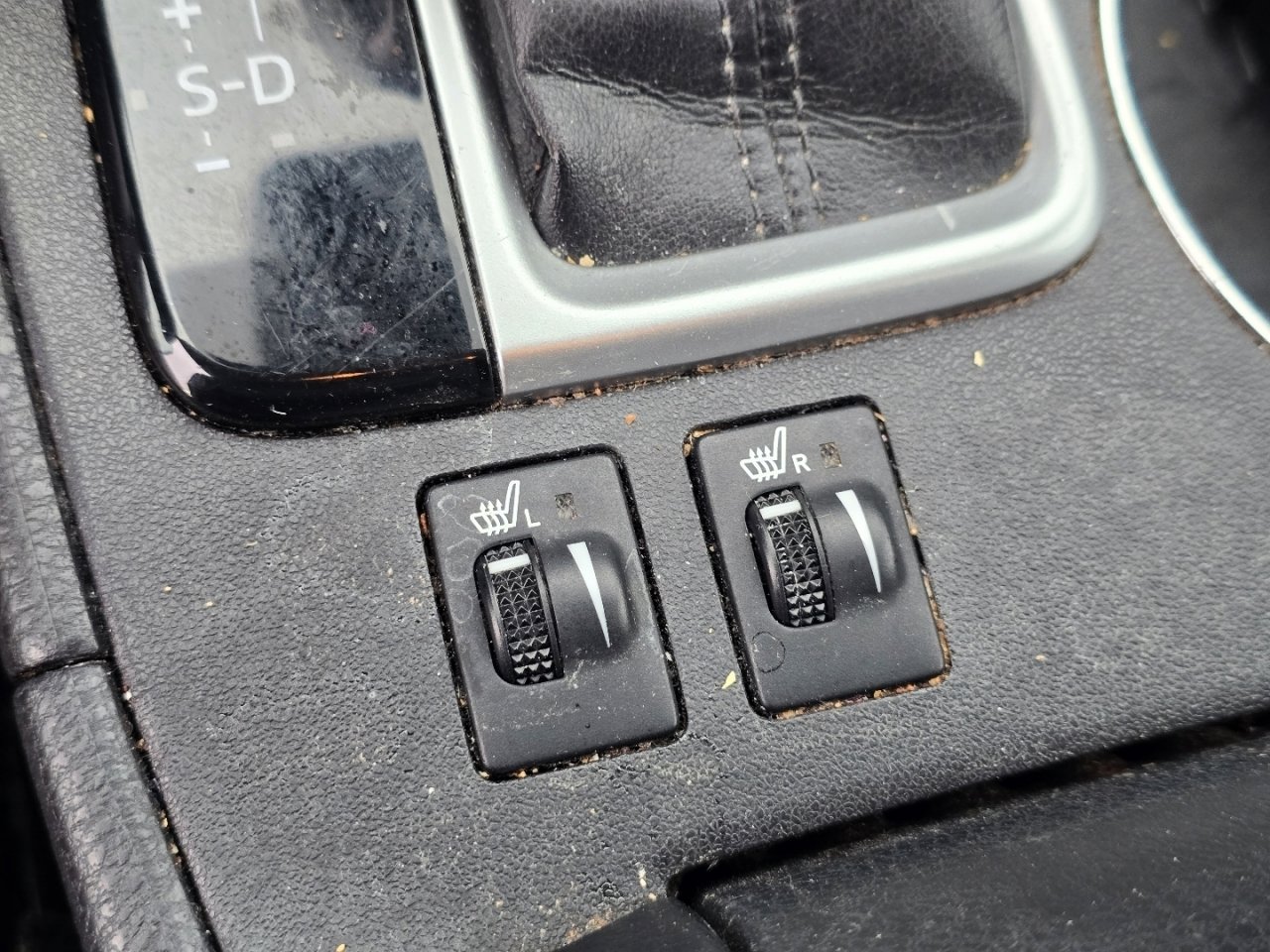 Used 2018 Toyota Highlander XLE image 24