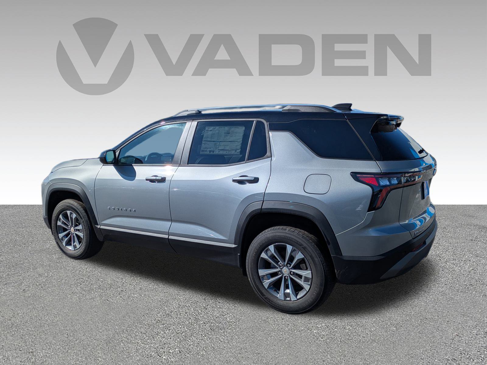 New 2026 Chevrolet Equinox LT w/ Convenience Package II image 30