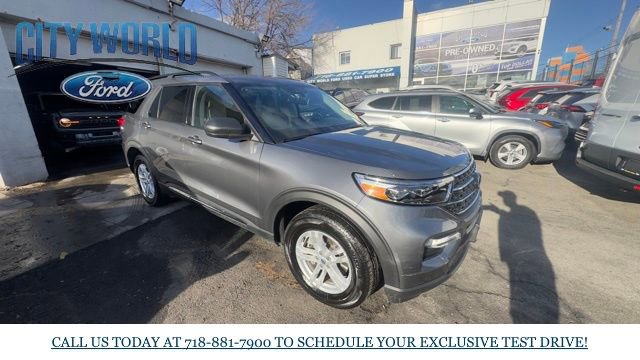 Used 2023 Ford Explorer XLT w/ Equipment Group 202A image 7