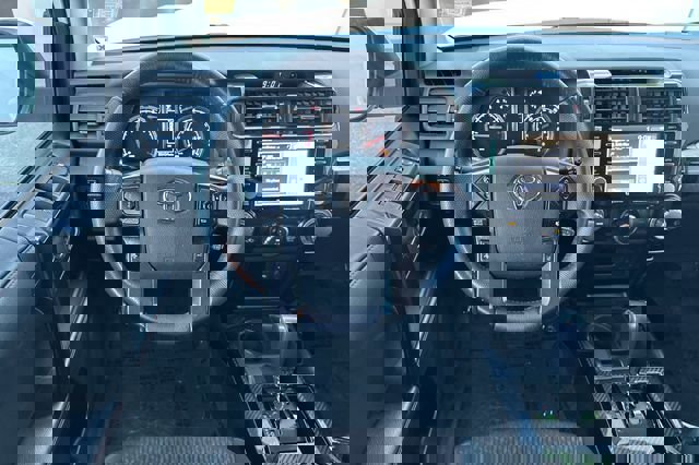 Used 2020 Toyota 4Runner TRD Off-Road image 16