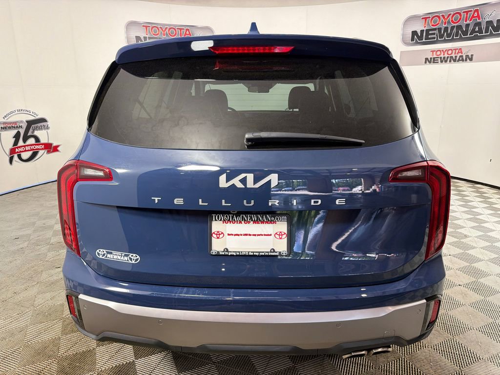 Used 2025 Kia Telluride S image 6