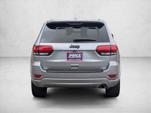 Used 2018 Jeep Grand Cherokee Altitude RWD image 7