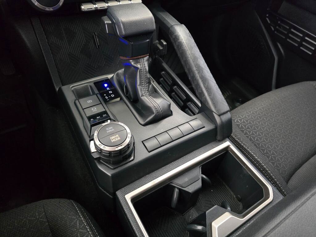 Certified 2025 Toyota 4Runner SR5 AWD/4WD image 29