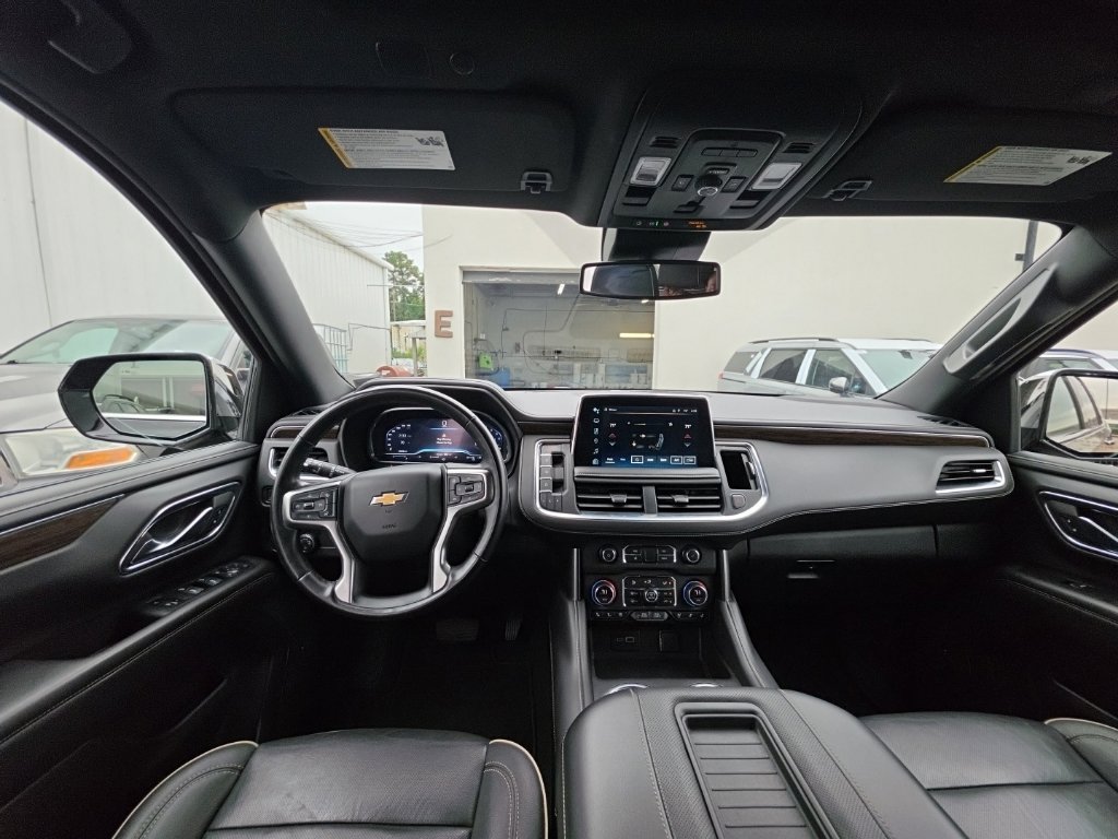 Used 2024 Chevrolet Tahoe Premier AWD/4WD image 19