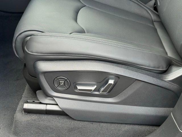 New 2025 Audi Q7 3.0T Prestige image 9