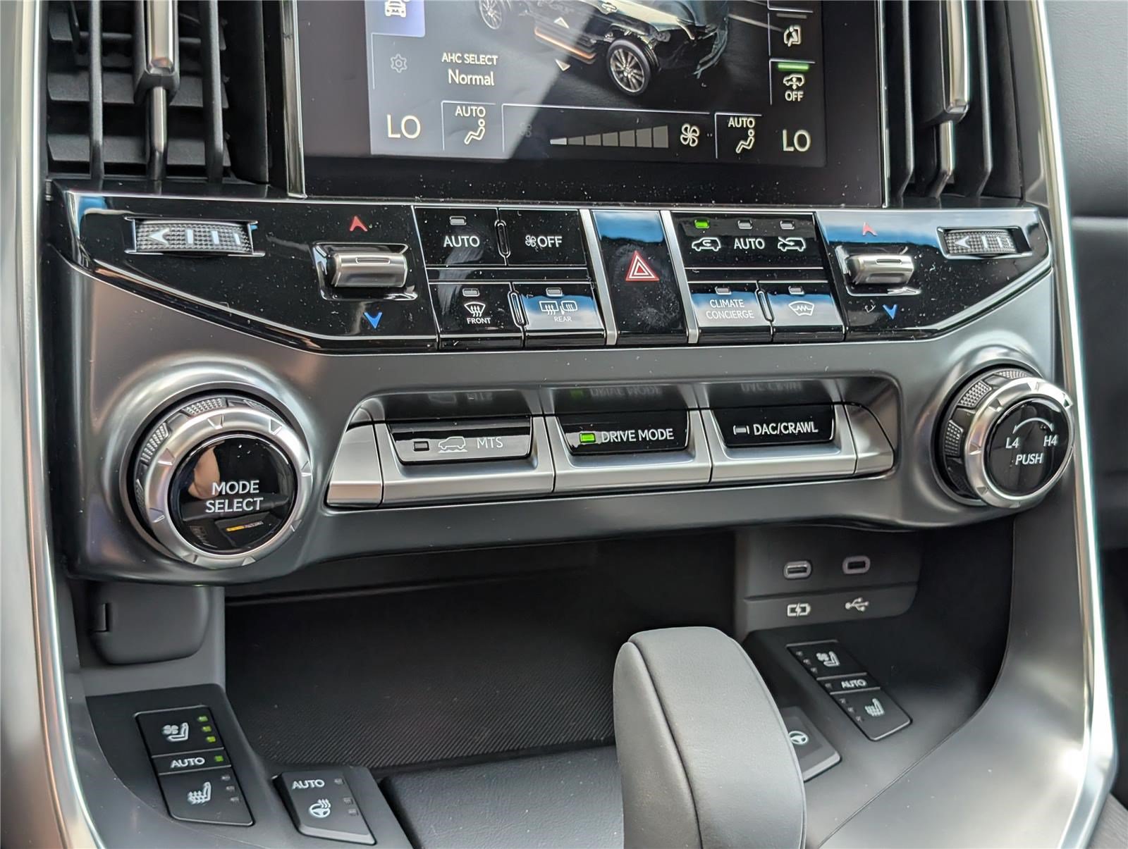 New 2026 Lexus LX 700h Luxury w/ Accessory Package (Z1) AWD/4WD image 26