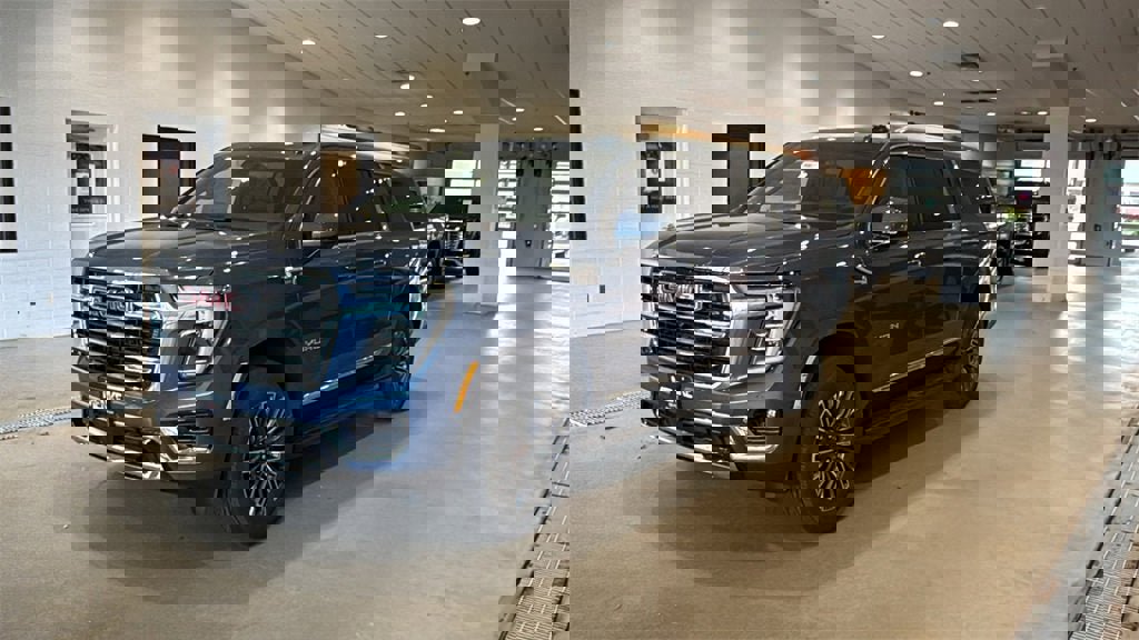 New 2026 GMC Yukon XL Elevation image 3