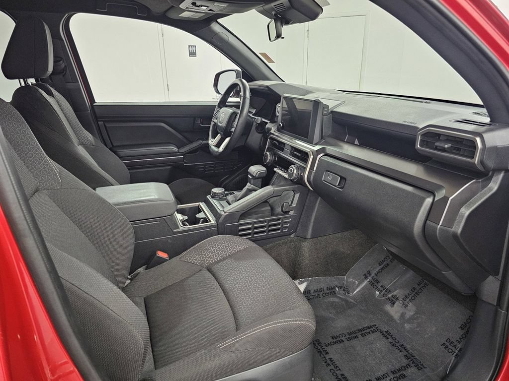 Used 2025 Toyota 4Runner SR5 AWD/4WD image 24