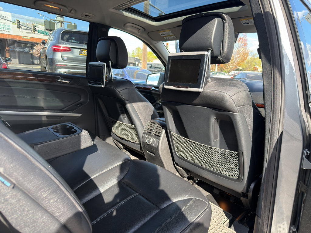 Used 2012 Mercedes-Benz GL 550 4MATIC image 21